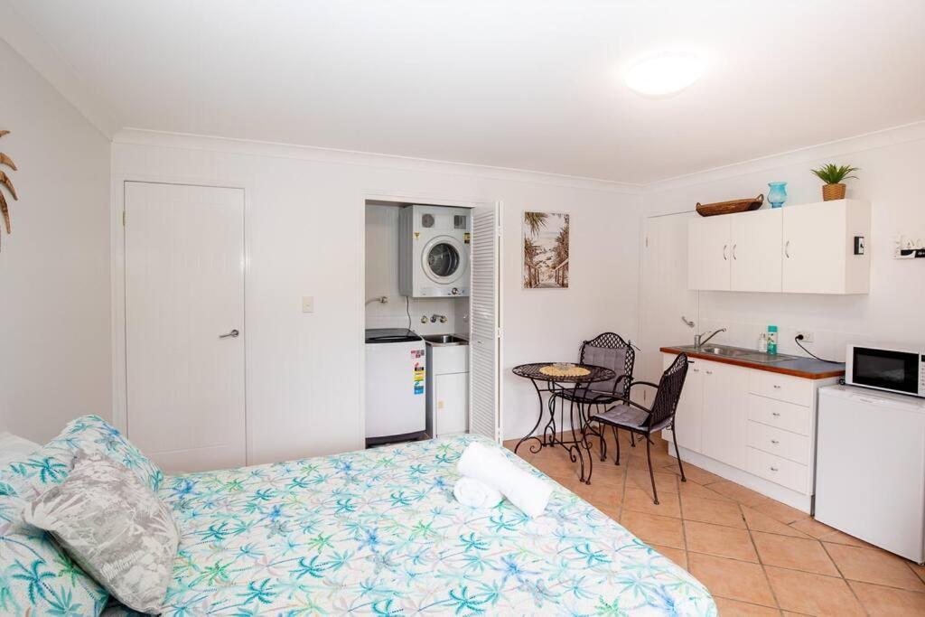Gorgeous Studio + 100M To Beach + Pool Point Lookout Exterior foto